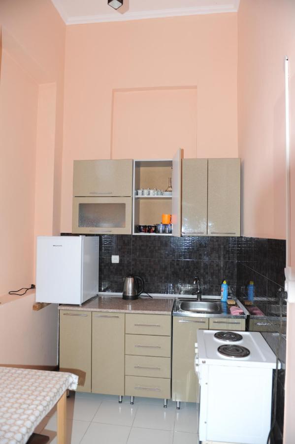Apartment On Prospekt Mira 71 Suchumi Exteriér fotografie
